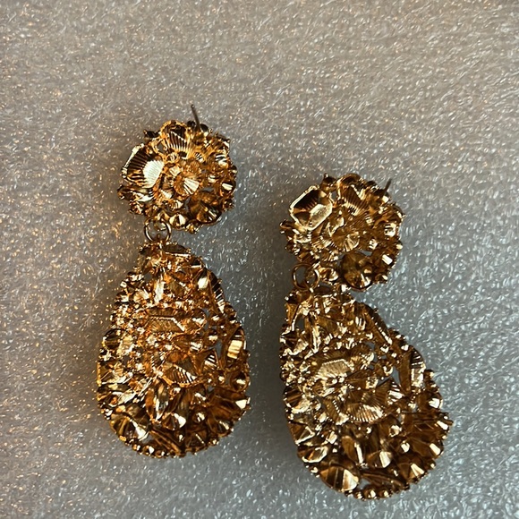 Colorful Crystals Drop Earrings - Picture 3 of 4